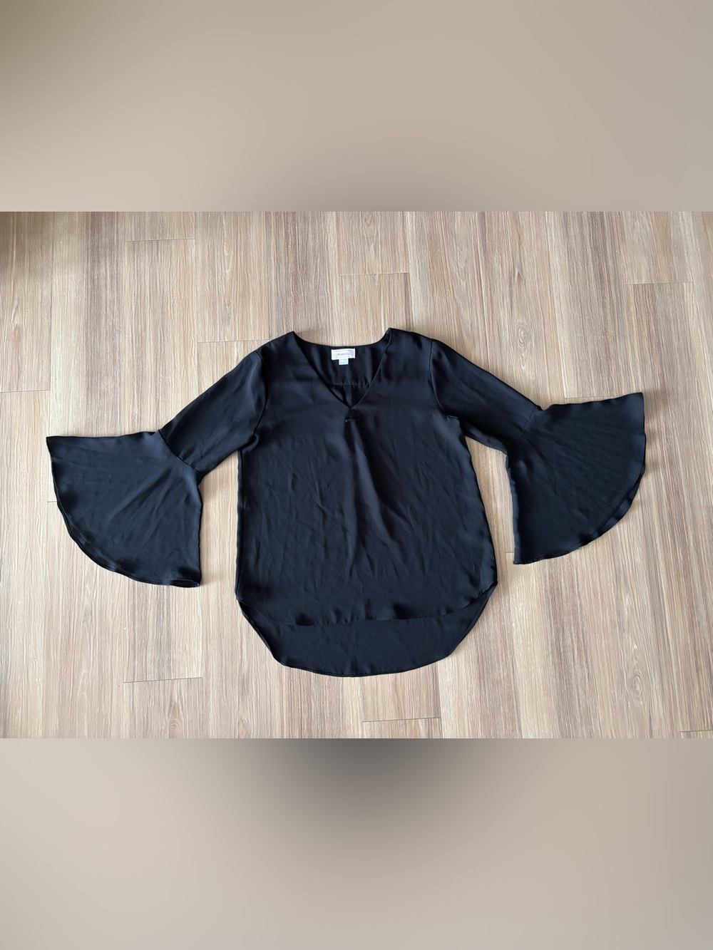VTG Kamana Blouse Black V Neck Bell Sleeve Chiffon Small Boho Office Retro 70s